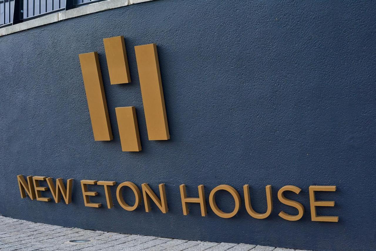 Seven Living Slough - Free Parking & Fast Wi-Fi Apartment ภายนอก รูปภาพ